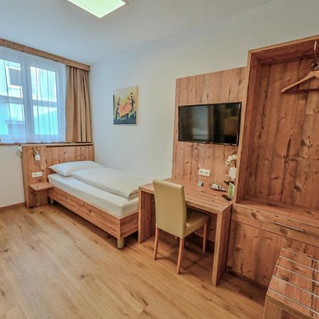 Hotel "City Rooms Wels" Buitenkant foto